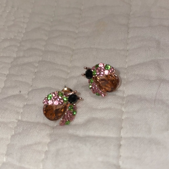 ⚡️$1 when bundled NEW Ladybug Earrings - Picture 4 of 6